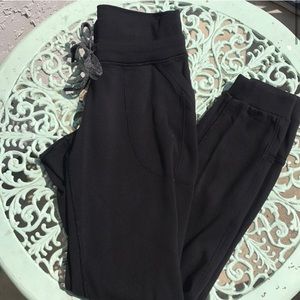 Lululemon base runner pant